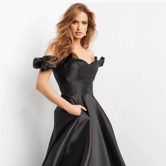 Jovani Black Evening Gown - Picture 4 of 7